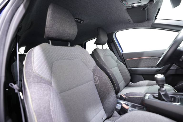 RENAULT Captur 48