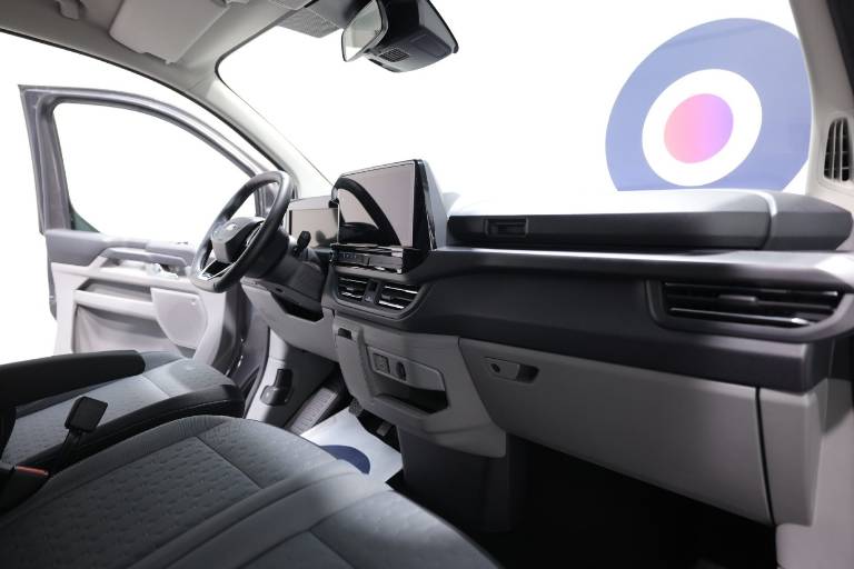 FORD Tourneo Custom 51