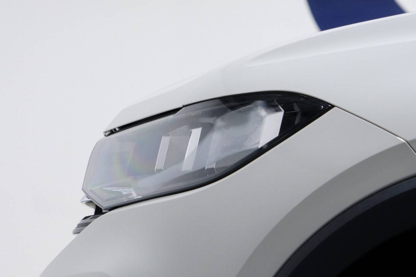 VOLKSWAGEN T-Cross 13