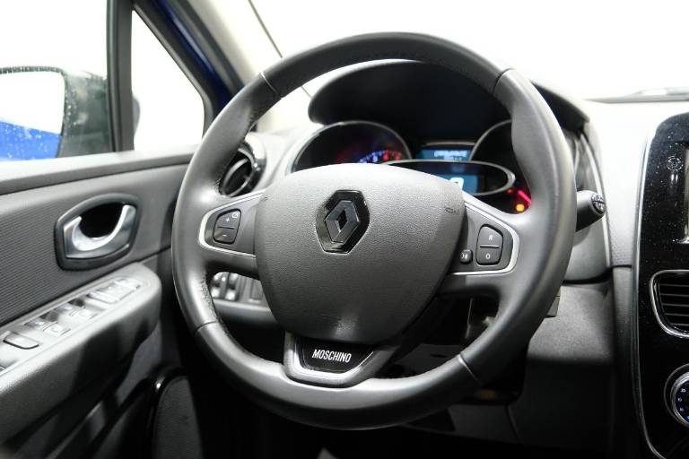 RENAULT Clio 42