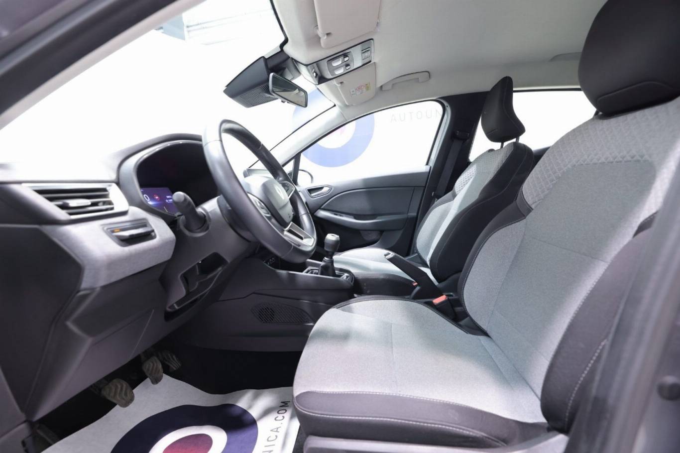 RENAULT Clio 19