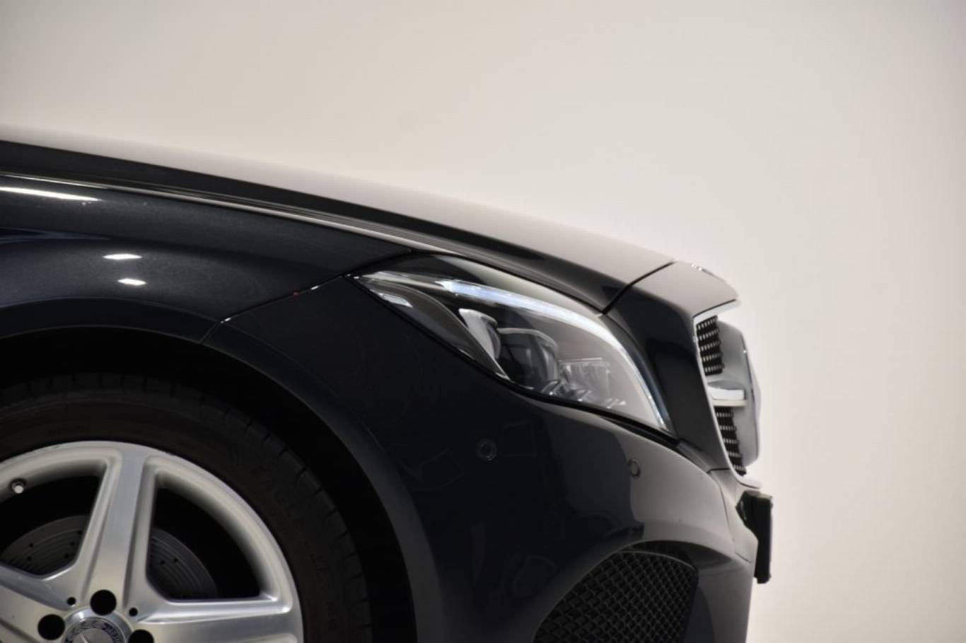 MERCEDES-BENZ CLS 250 66