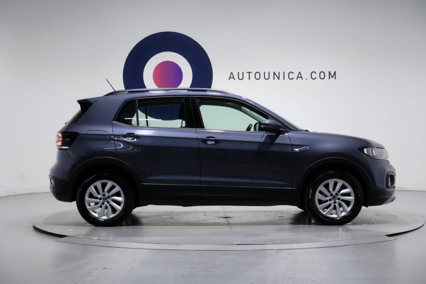 VOLKSWAGEN T-Cross 4