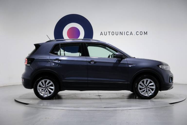VOLKSWAGEN T-Cross 4