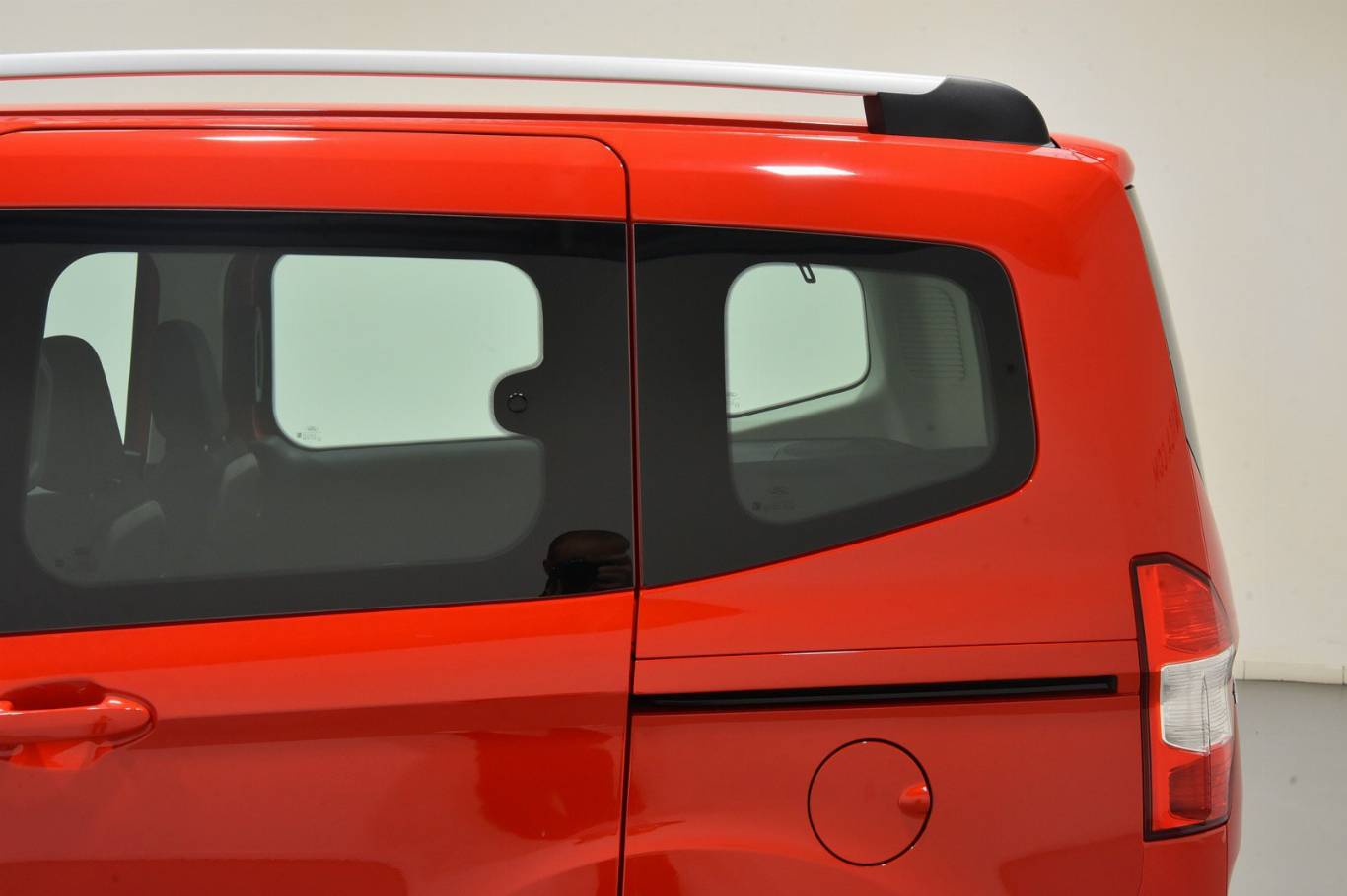 FORD Tourneo Courier 41