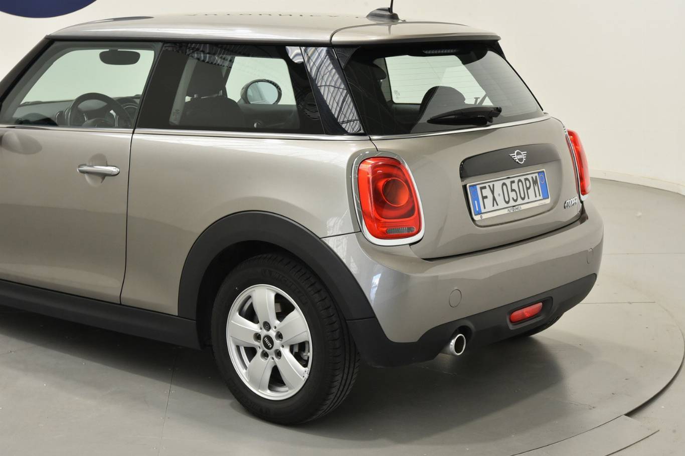 MINI Cooper 12