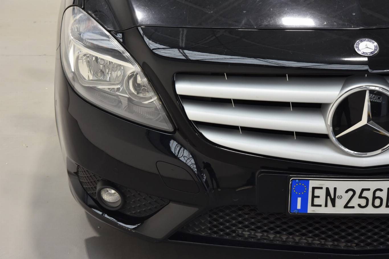 MERCEDES-BENZ B 180 13