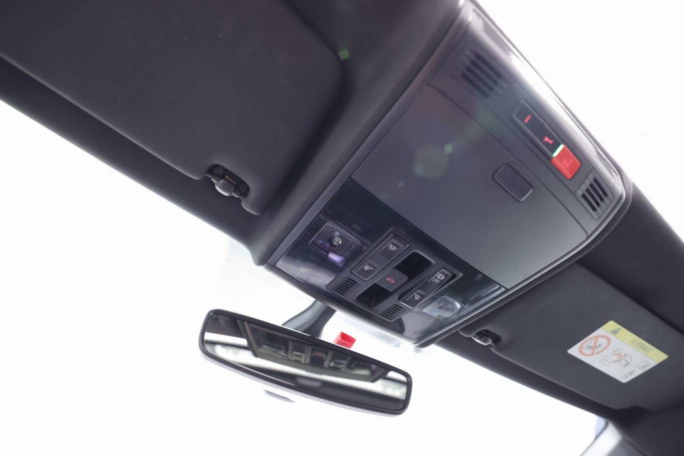 VOLKSWAGEN Polo GTI 33