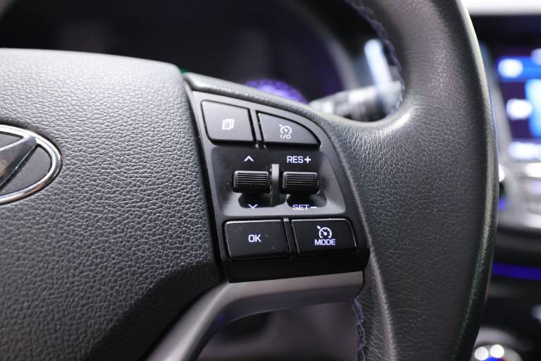 HYUNDAI Tucson 21