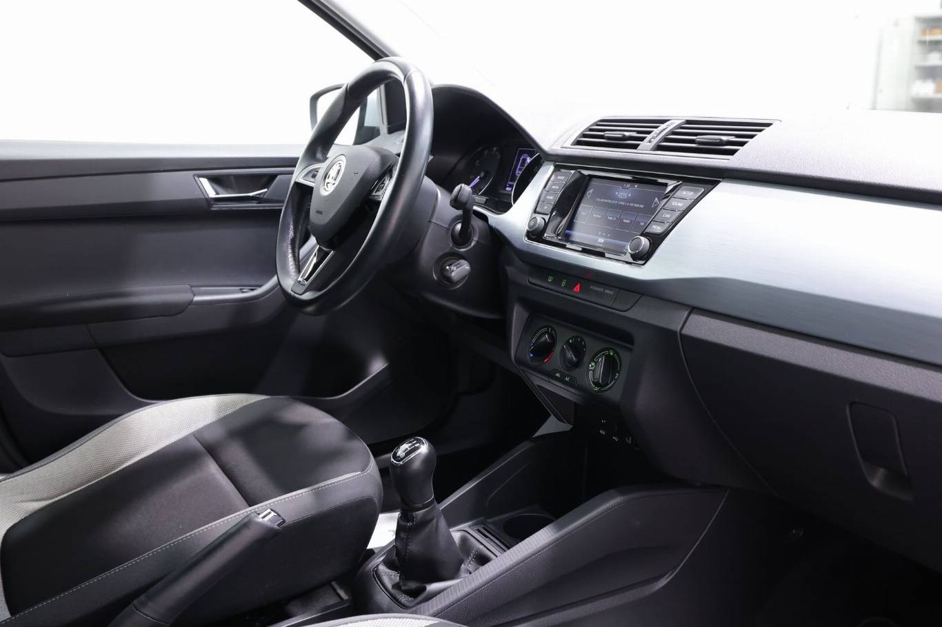 SKODA Fabia 43