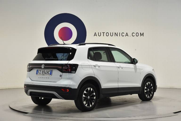 VOLKSWAGEN T-Cross 30
