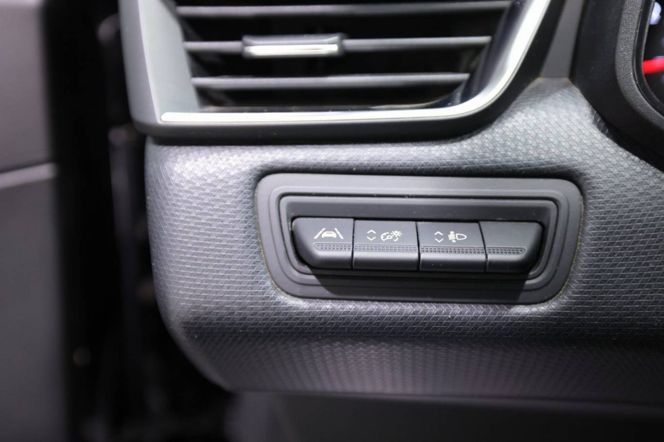 RENAULT Clio 25