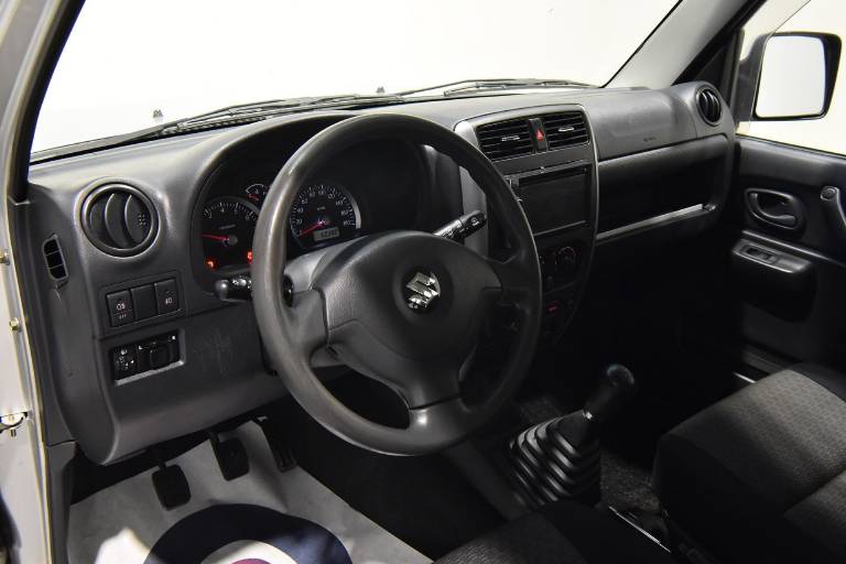 SUZUKI Jimny 3