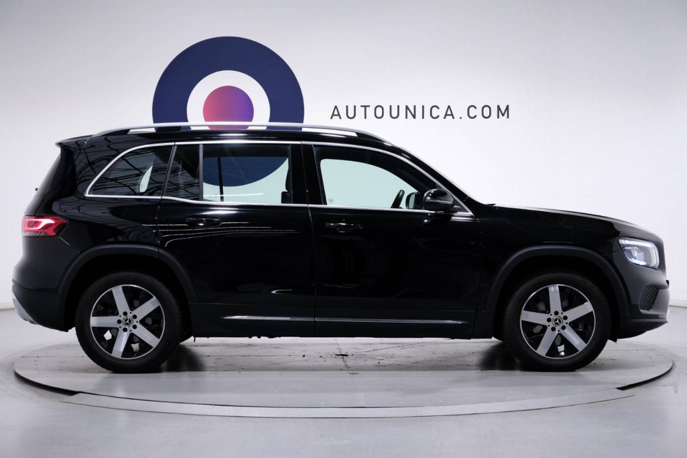 MERCEDES-BENZ GLB 200 4