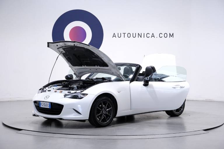 MAZDA MX-5 64
