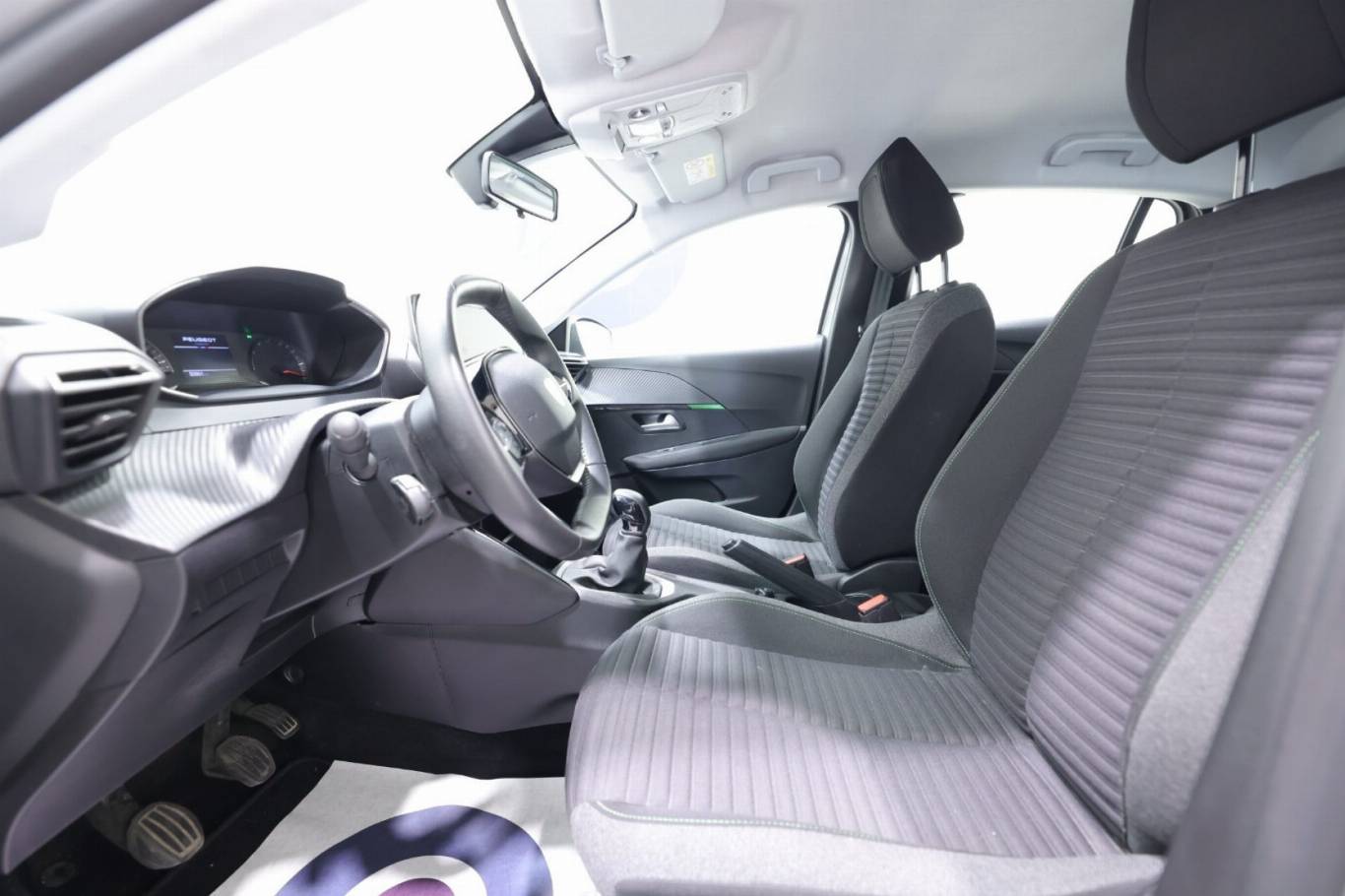 PEUGEOT 208 20
