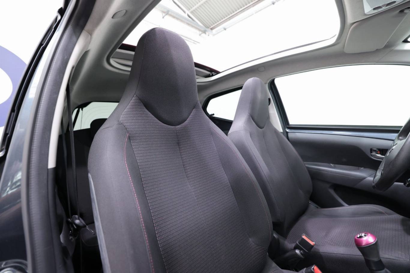 TOYOTA Aygo 44