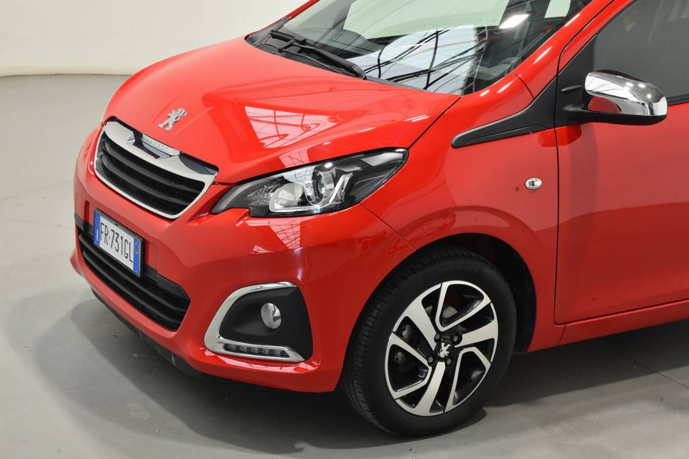 PEUGEOT 108 27