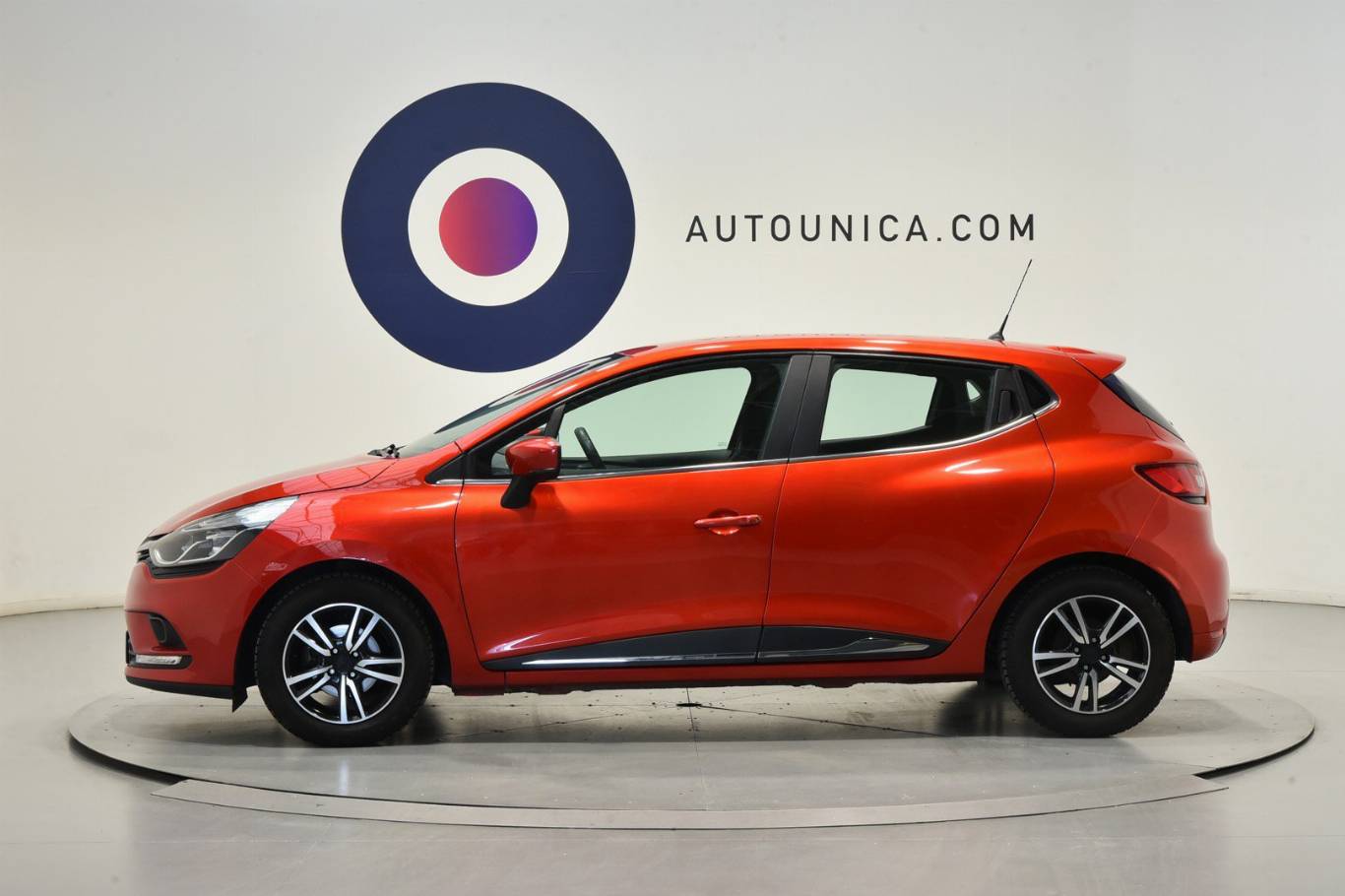 RENAULT Clio 8