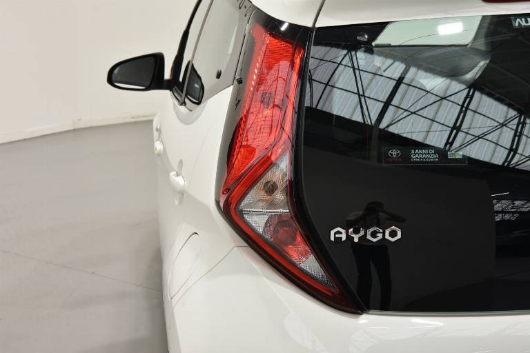TOYOTA Aygo 35