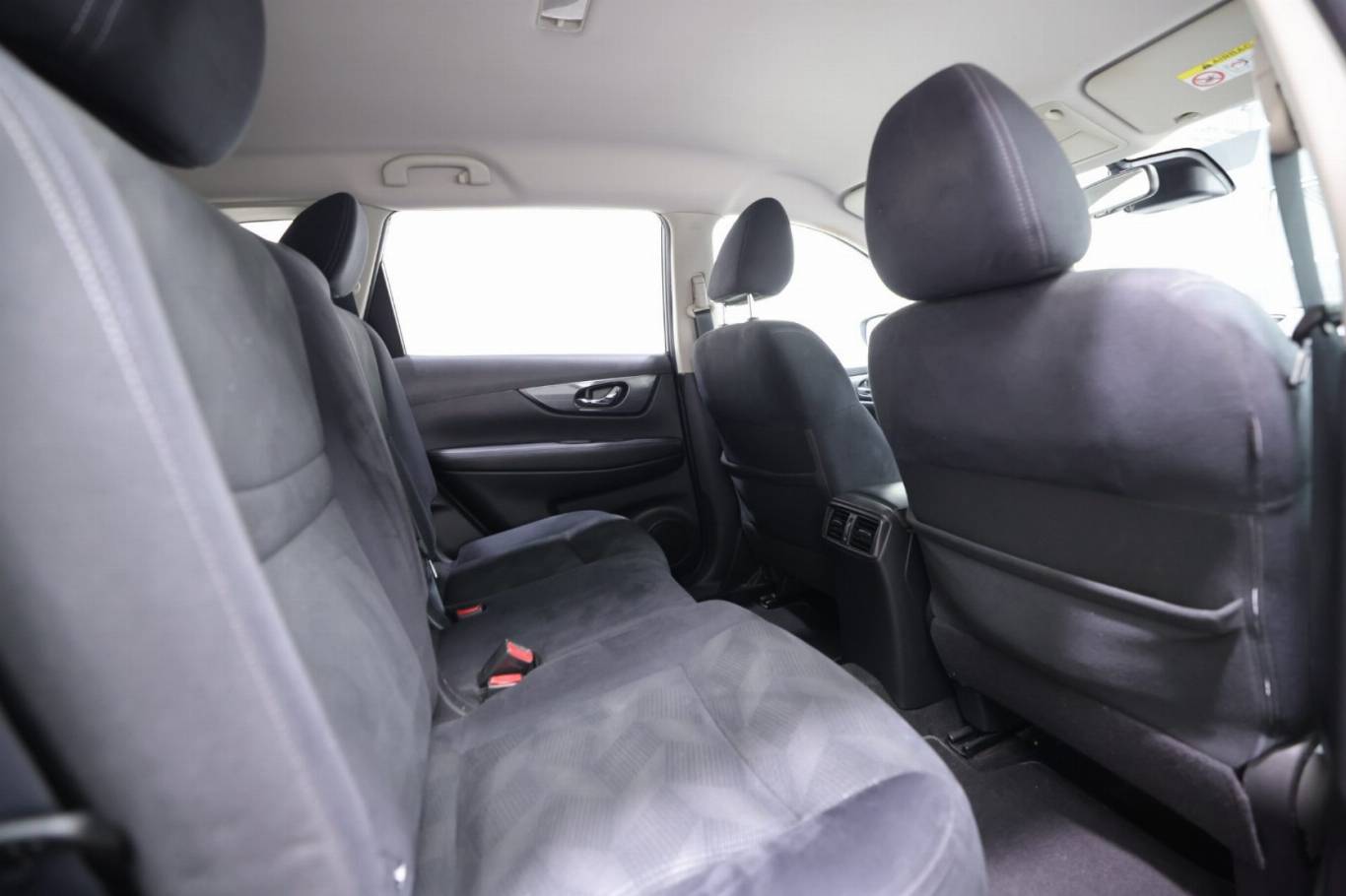 NISSAN X-Trail 47