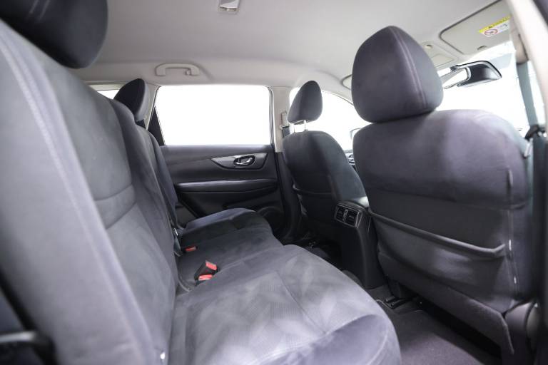 NISSAN X-Trail 47