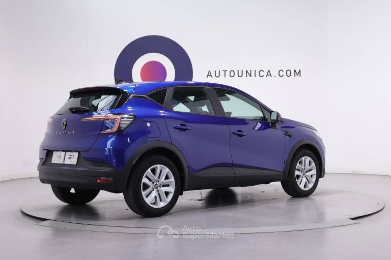 RENAULT Captur 15