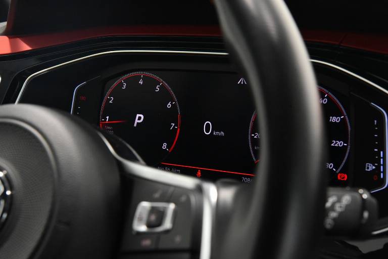 VOLKSWAGEN Polo GTI 23