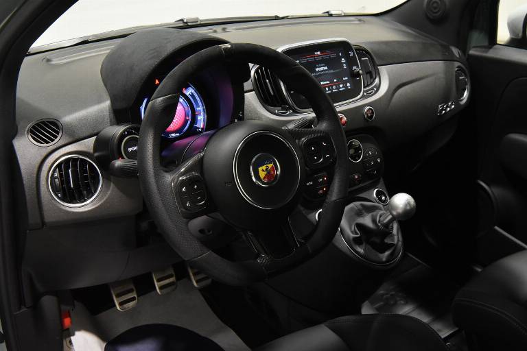 ABARTH 695 3