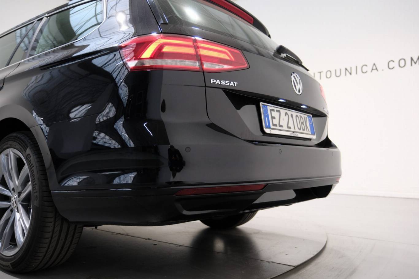 VOLKSWAGEN Passat Variant 49