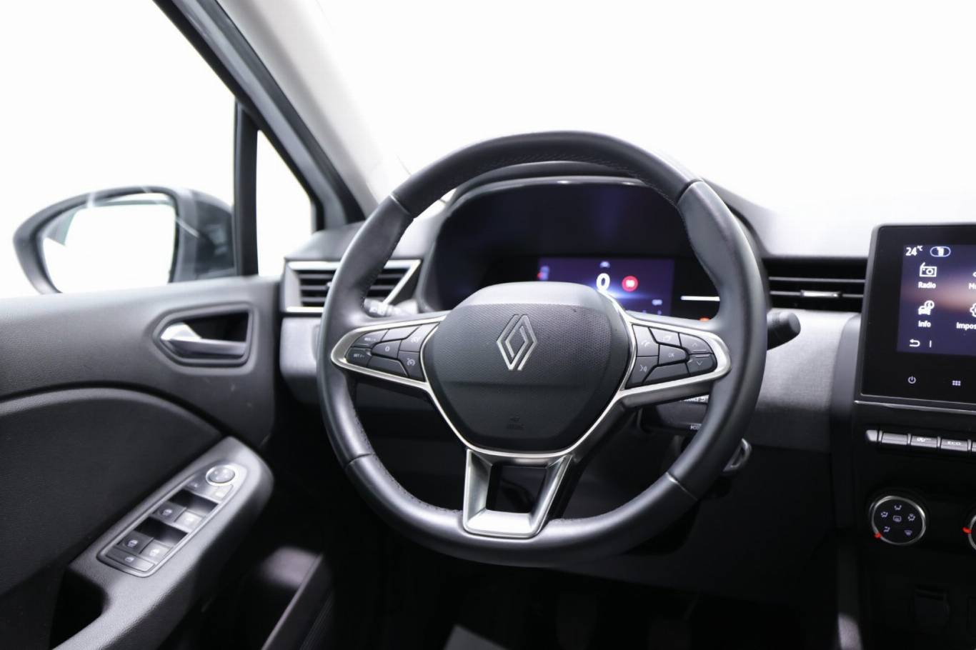 RENAULT Clio 37