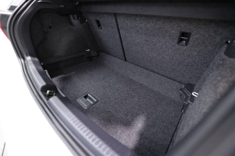 VOLKSWAGEN Polo GTI 49