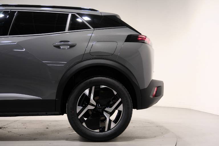 PEUGEOT 2008 44
