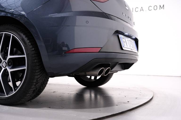 SEAT Leon 47