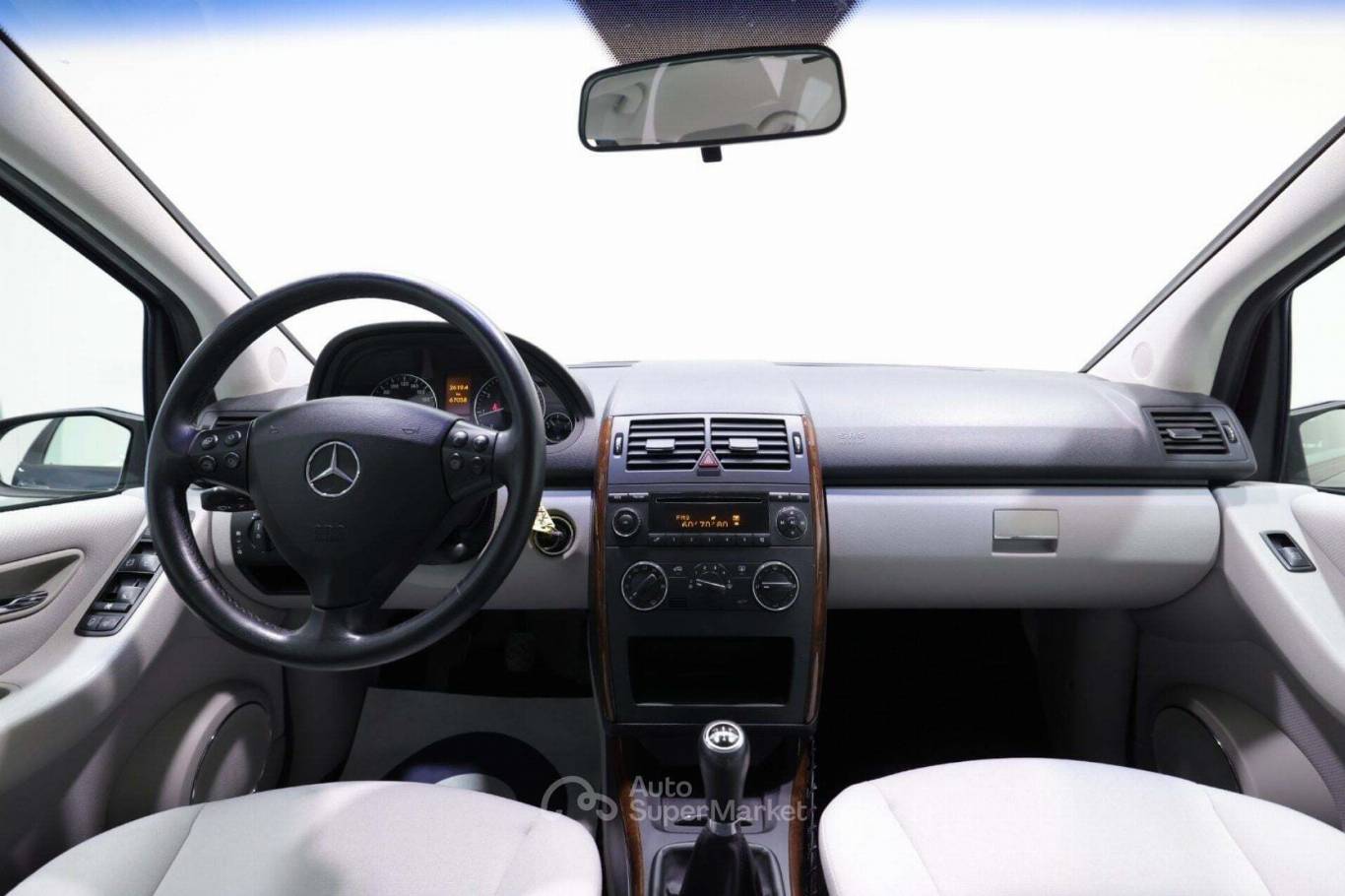 MERCEDES-BENZ Classe A 10