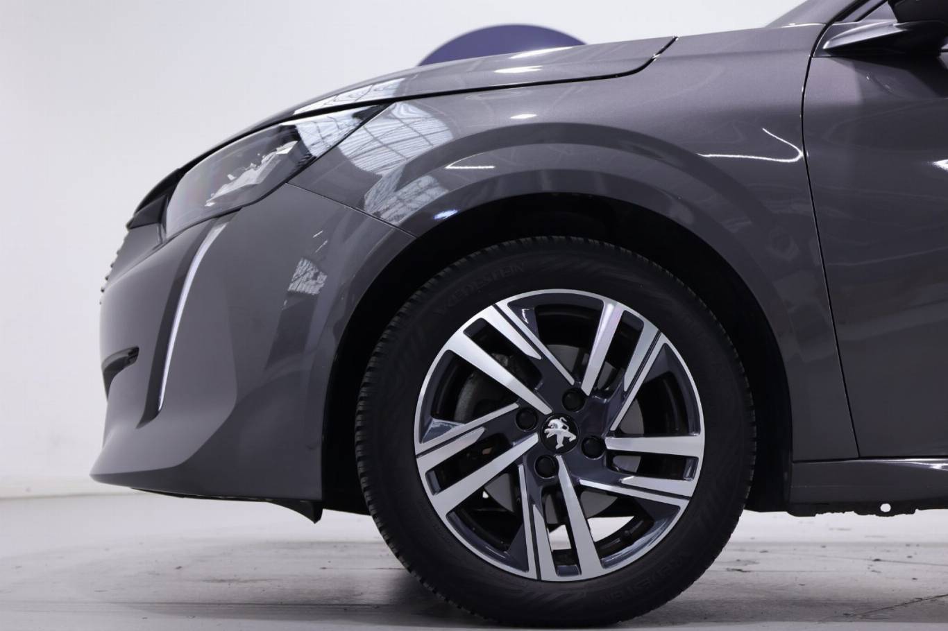 PEUGEOT 208 16