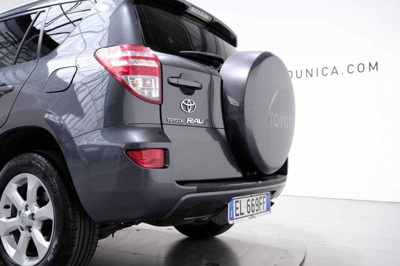 TOYOTA RAV 4 MY23 46