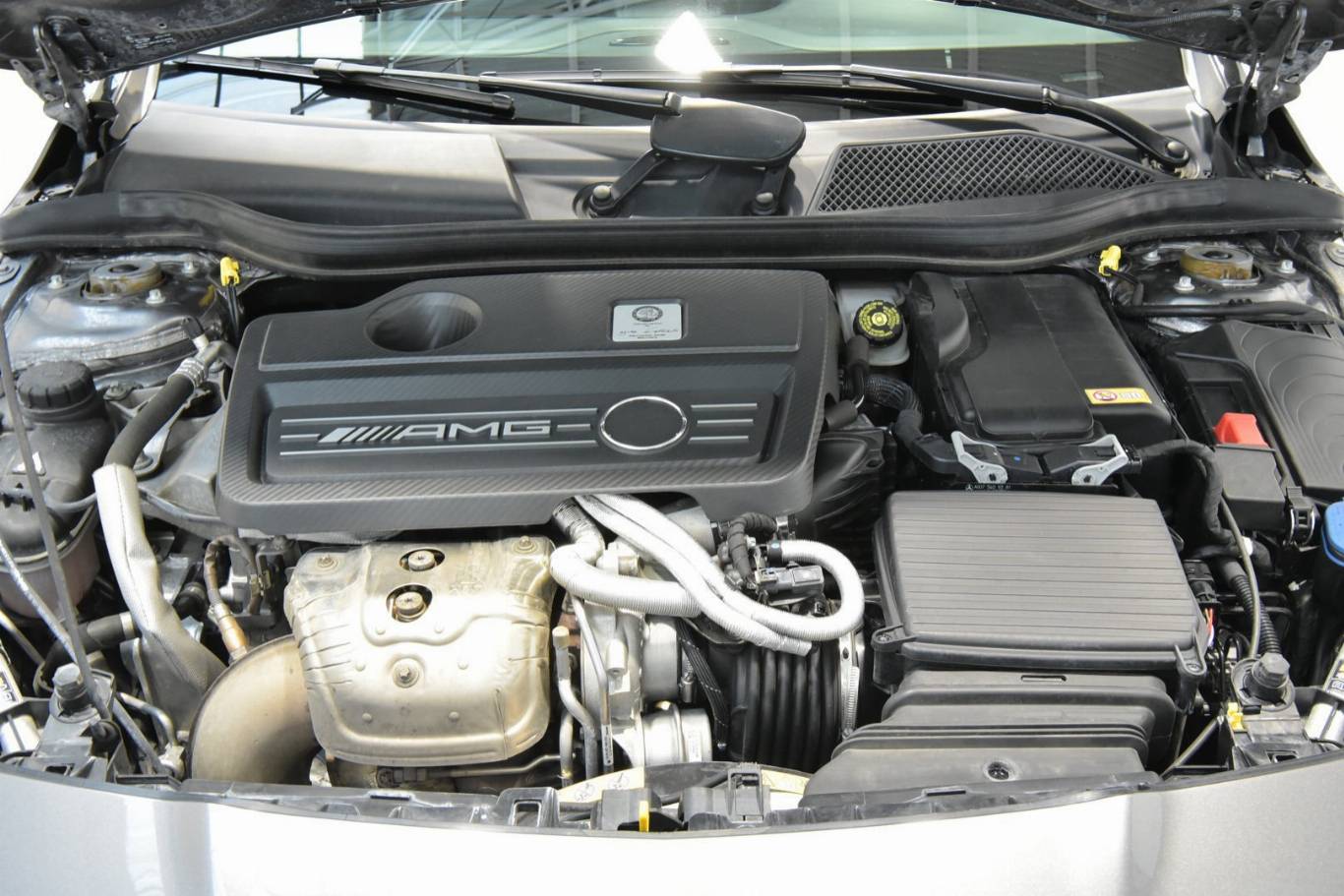 MERCEDES-BENZ CLA 45 AMG 12