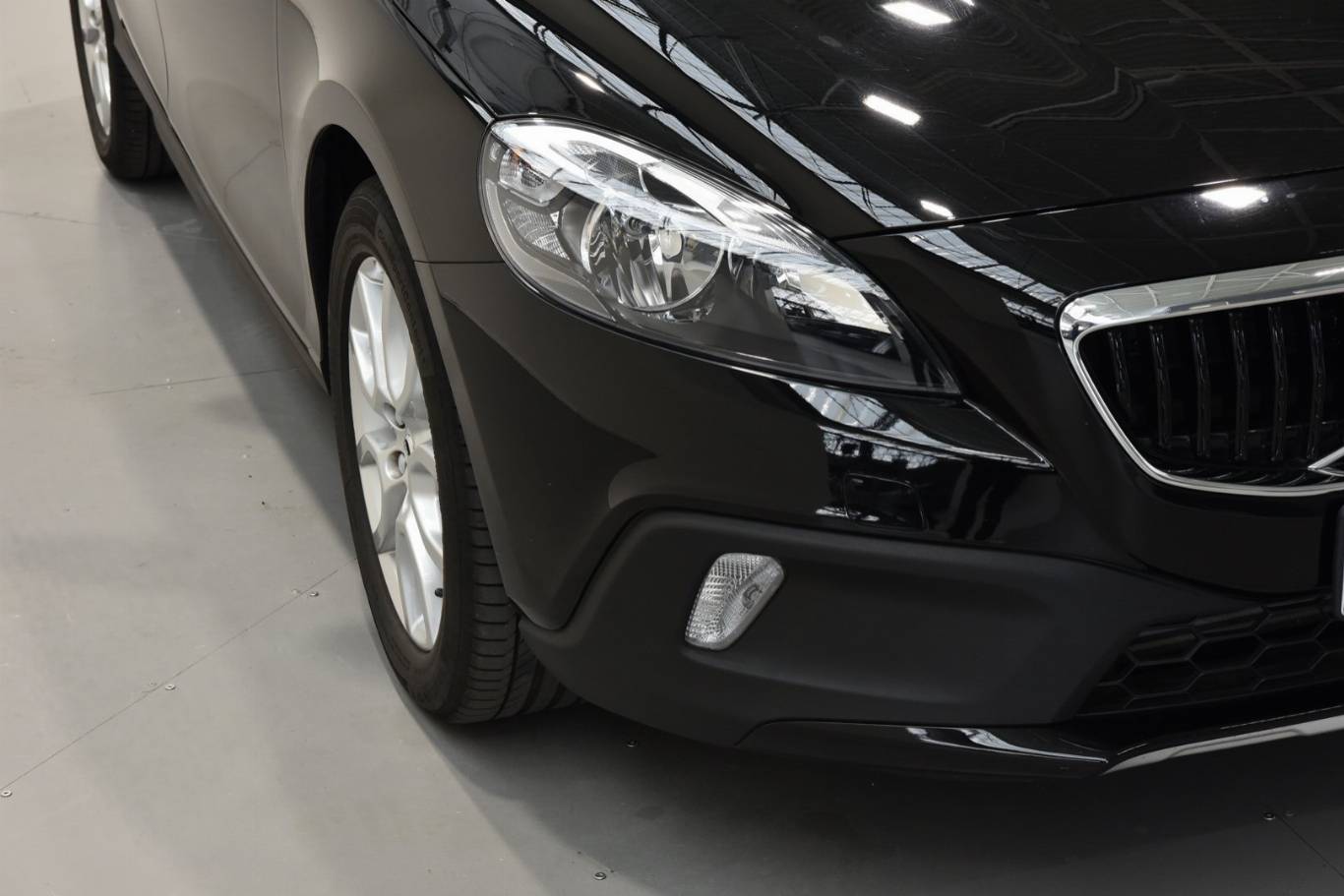 VOLVO V40 Cross Country 55