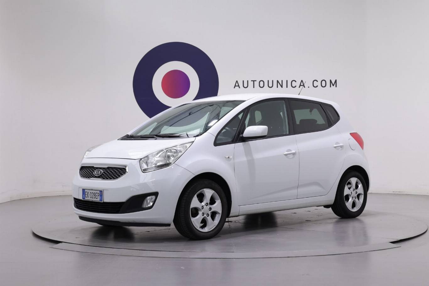 KIA Venga 1