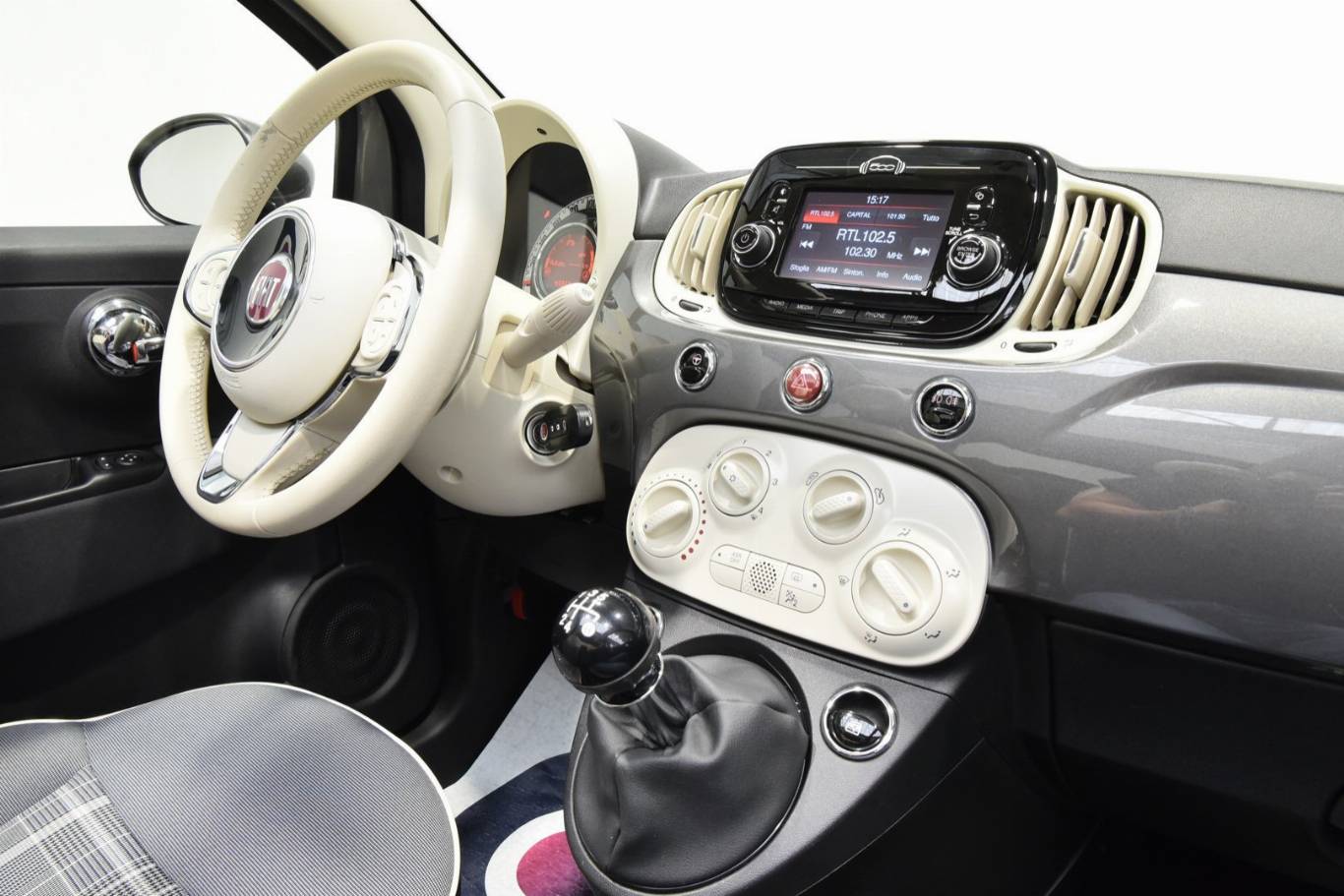 FIAT 500C 24