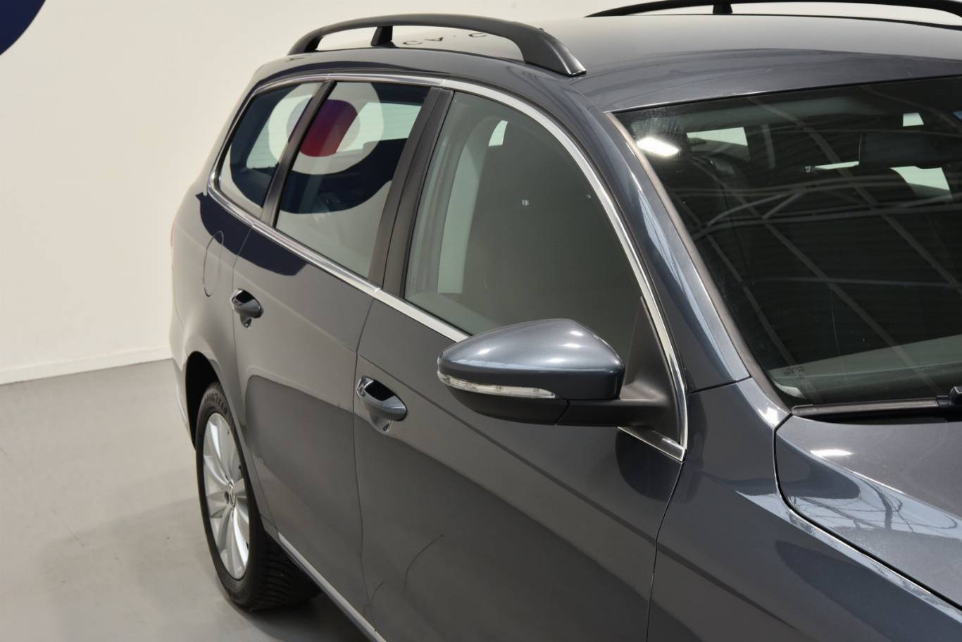 VOLKSWAGEN Passat 54