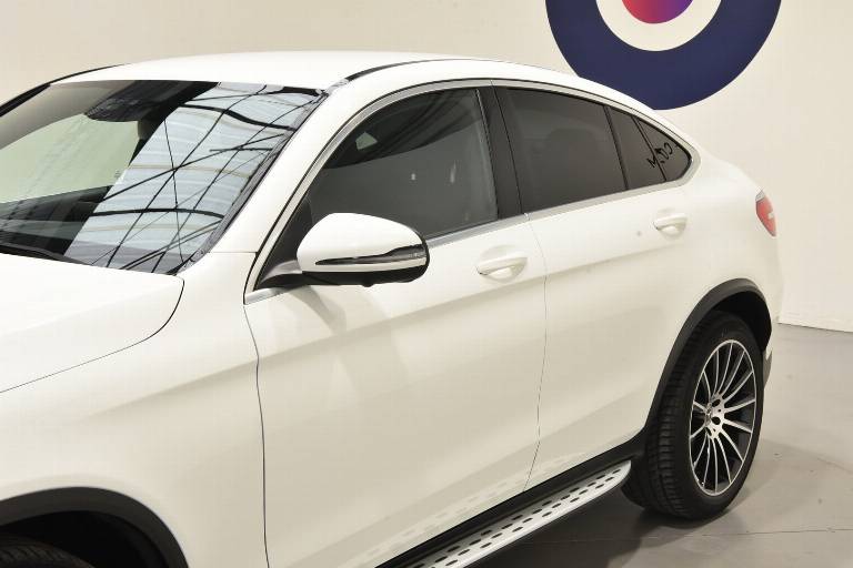 MERCEDES-BENZ GLC 250 54