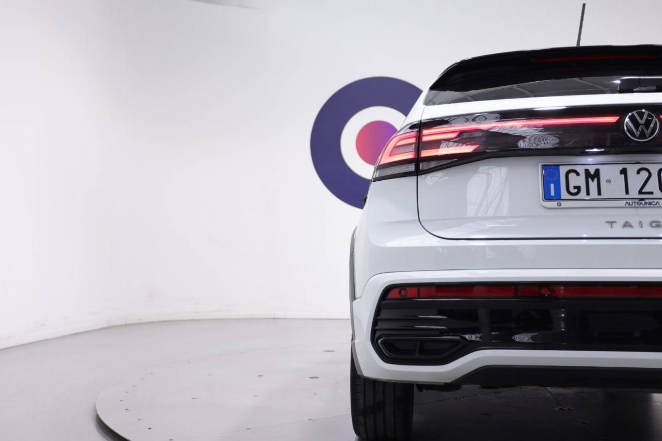 VOLKSWAGEN Taigo 43