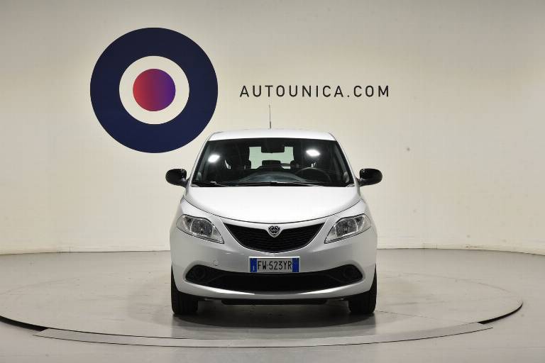 LANCIA Ypsilon 5