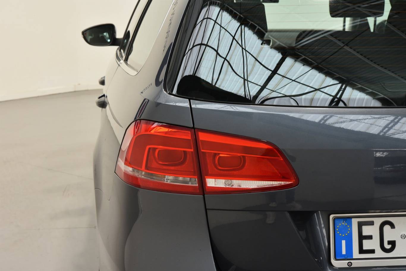 VOLKSWAGEN Passat 39