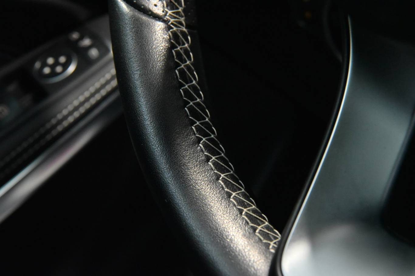 MERCEDES-BENZ GLA 200 24