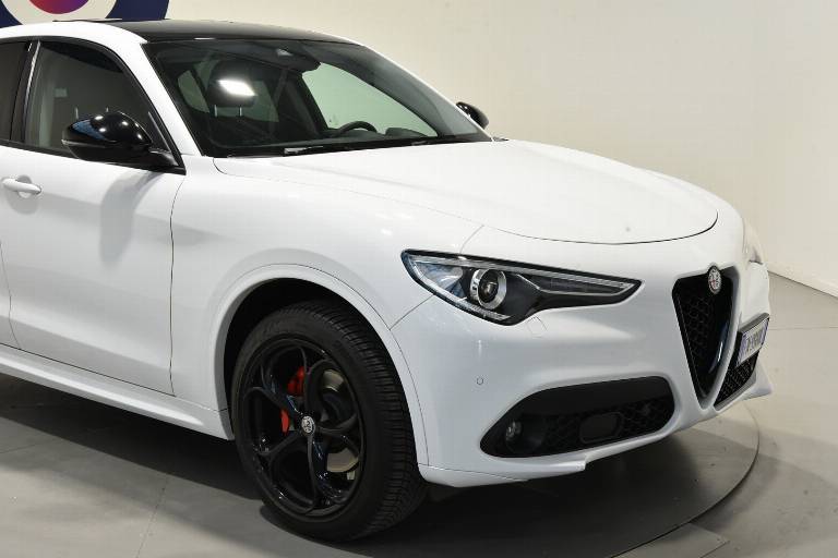 ALFA ROMEO Stelvio 16