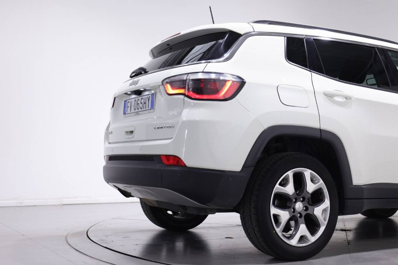 JEEP Compass 13