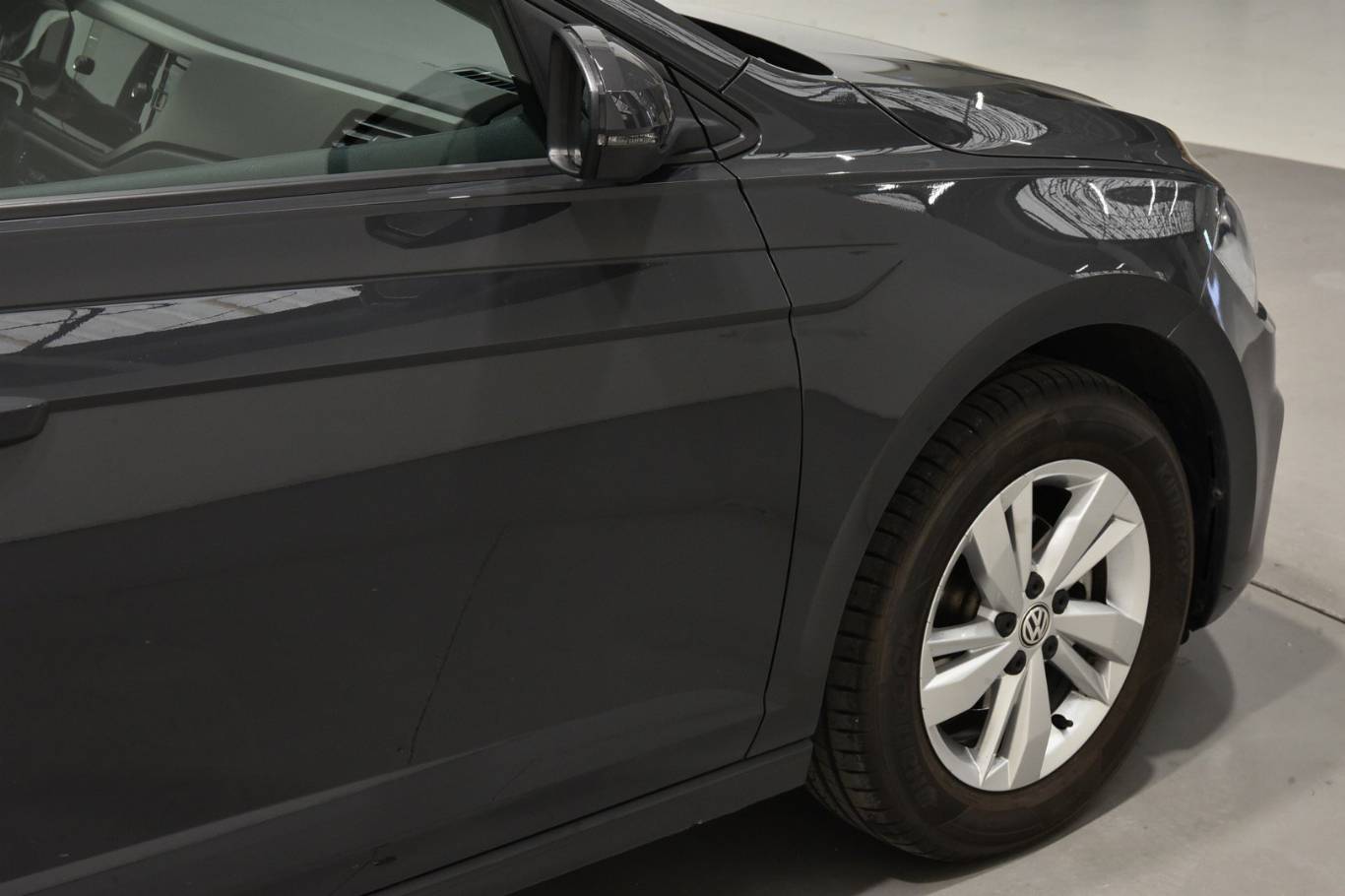 VOLKSWAGEN Polo 50